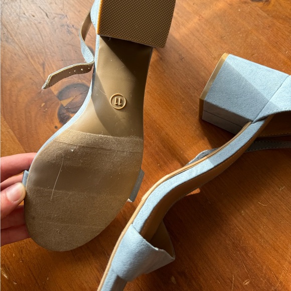 Merona Heels - Picture 3 of 3